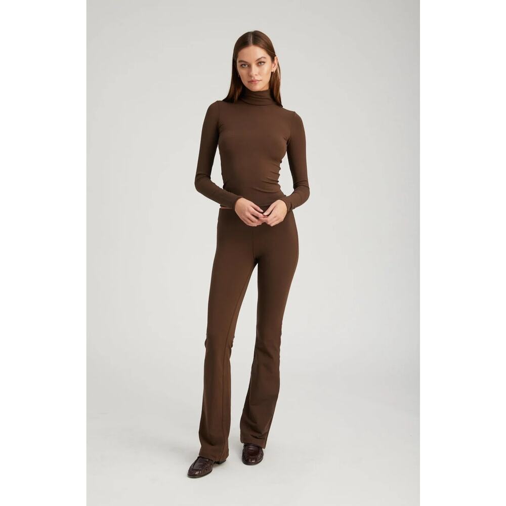 SPRWMN Micro Flare City Leggings Pull On Elastic Waist Dark Chocolate Size S
